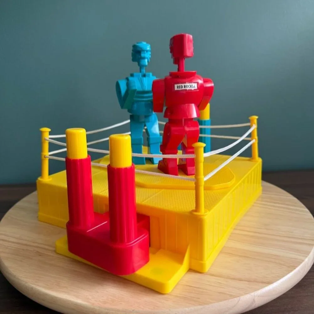 Mattel Rock Em Sock Em Robots Classic Boxing Game With Red & Blue Fighters - Picture 4 of 8